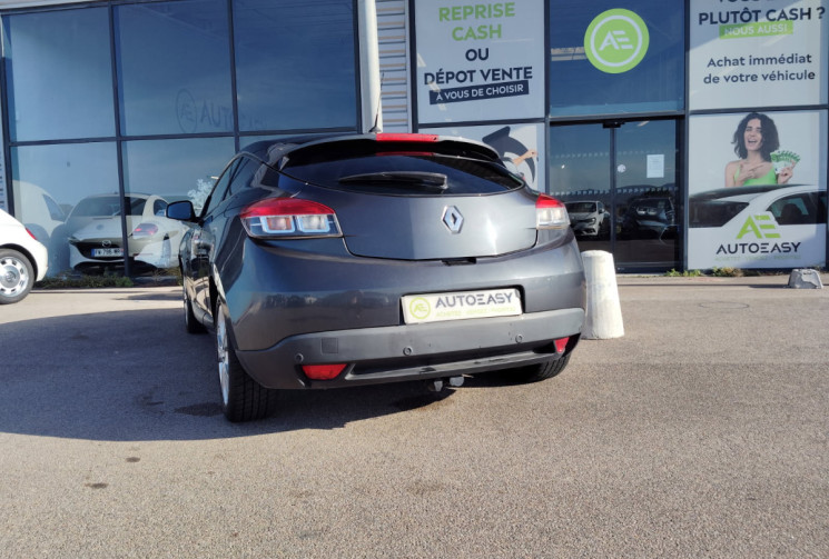 Renault Megane Coupé 1.9 dCi 130ch FAP Dynamique eco² Euro5