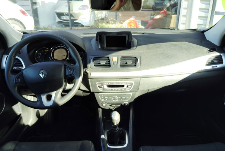 Renault Megane Coupé 1.9 dCi 130ch FAP Dynamique eco² Euro5
