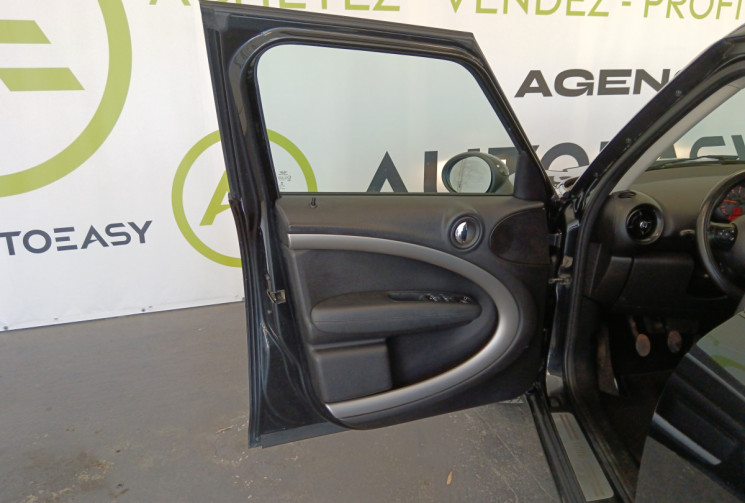 Mini Countryman Countryman I (R60) 112 cv 1.6 Cooper D SUIVI MECANIQUE REGULIER GARANTIE 6 MOIS