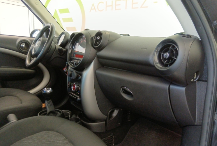 Mini Countryman Countryman I (R60) 112 cv 1.6 Cooper D SUIVI MECANIQUE REGULIER GARANTIE 6 MOIS