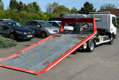 Nissan CABSTAR NT400 3.0 DEPANNEUSE PLATEAU COULISSANT CARTE BLANCHE