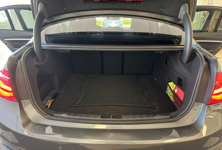 BMW Série 3 330E LCI 2.0 252 PLUG IN HYBRID 184 E-DRIVE