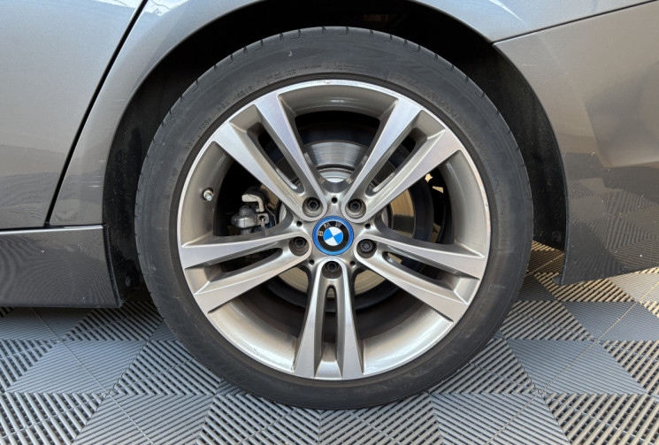 BMW Série 3 330E LCI 2.0 252 PLUG IN HYBRID 184 E-DRIVE