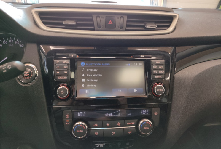 Nissan Qashqai 1.2L DIG-T 115ch Connect Edition **Chaîne Neuve**