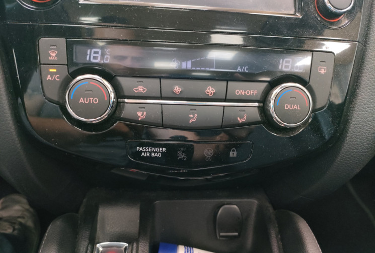 Nissan Qashqai 1.2L DIG-T 115ch Connect Edition **Chaîne Neuve**