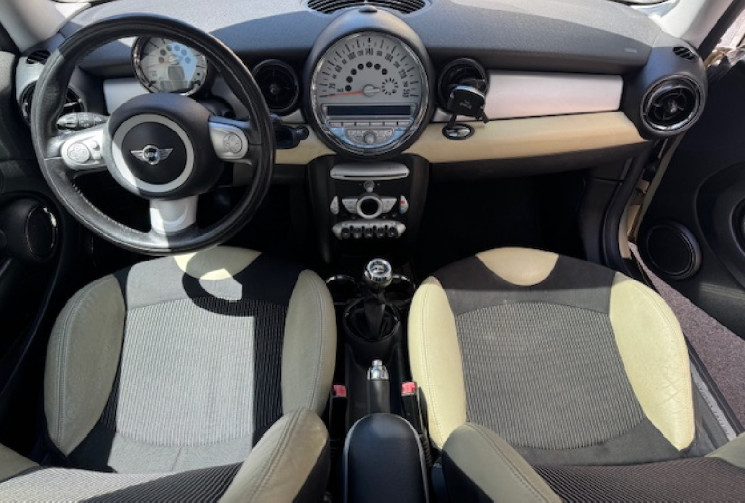 Mini Cooper (R56) Cooper 1.6 i 16V 120cv 1er main origine France / TOIT OUVRANT / CLIM 