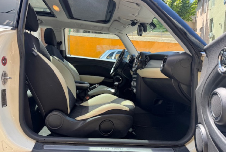 Mini Cooper (R56) Cooper 1.6 i 16V 120cv 1er main origine France / TOIT OUVRANT / CLIM 