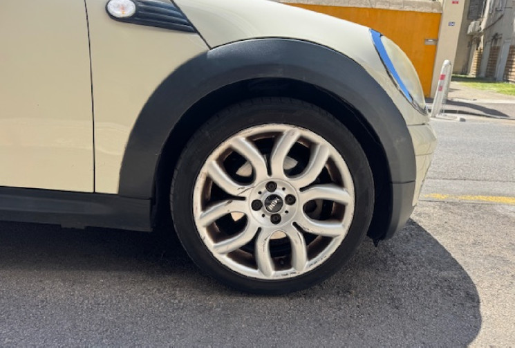 Mini Cooper (R56) Cooper 1.6 i 16V 120cv 1er main origine France / TOIT OUVRANT / CLIM 