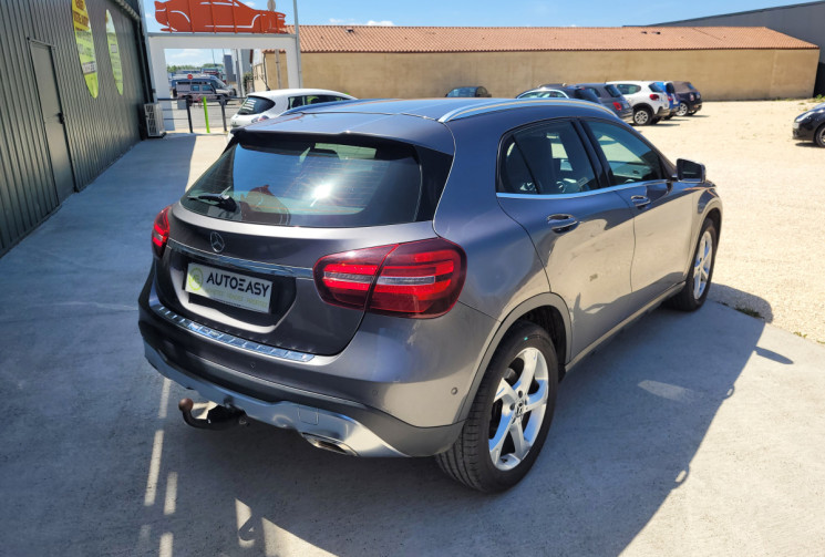 Mercedes GLA 180 D SENSATION 7G-DCT