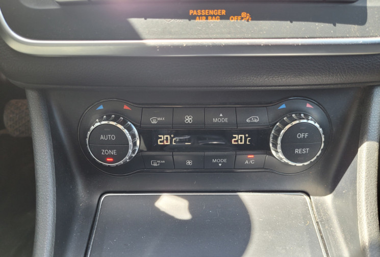 Mercedes GLA 180 D SENSATION 7G-DCT