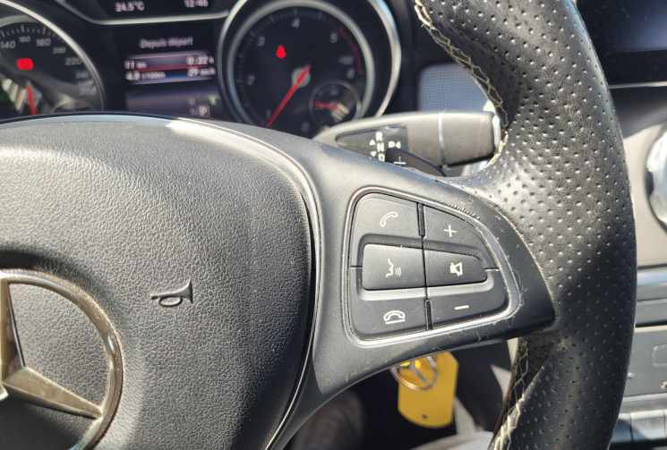 Mercedes GLA 180 D SENSATION 7G-DCT