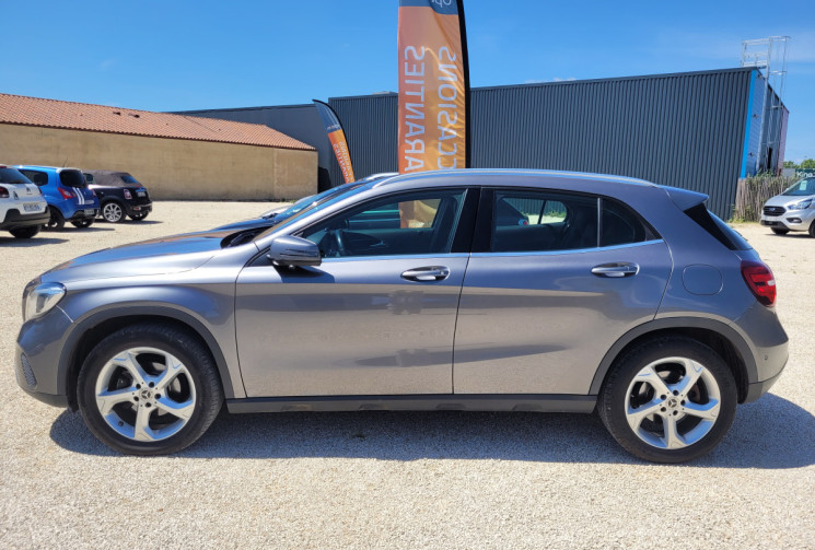 Mercedes GLA 180 D SENSATION 7G-DCT