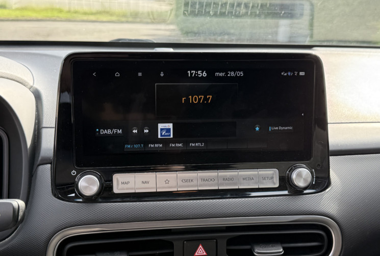 Hyundai Kona 204ch CREATIVE / CARPLAY
