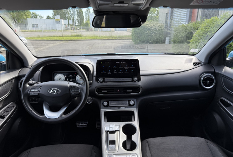 Hyundai Kona 204ch CREATIVE / CARPLAY