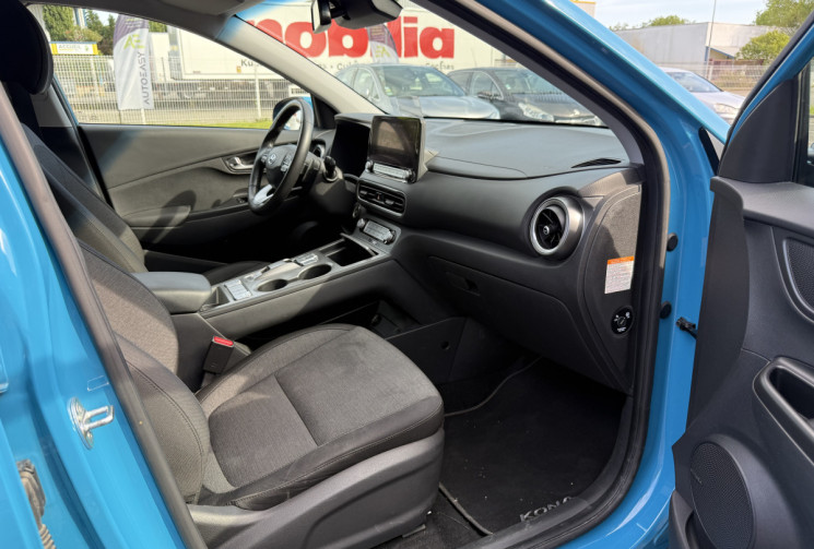 Hyundai Kona 204ch CREATIVE / CARPLAY
