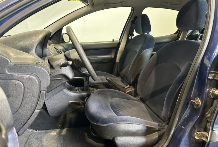 Peugeot 206 2.0 L HDI 90 cv Turbo phase 1 / GARANTIE 6 MOIS
