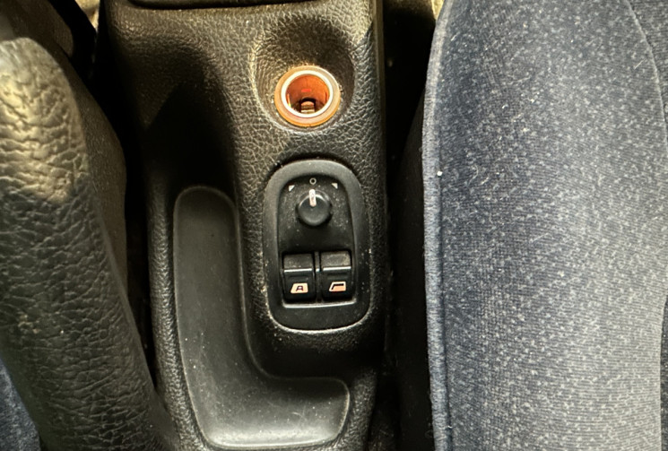 Peugeot 206 2.0 L HDI 90 cv Turbo phase 1 / GARANTIE 6 MOIS