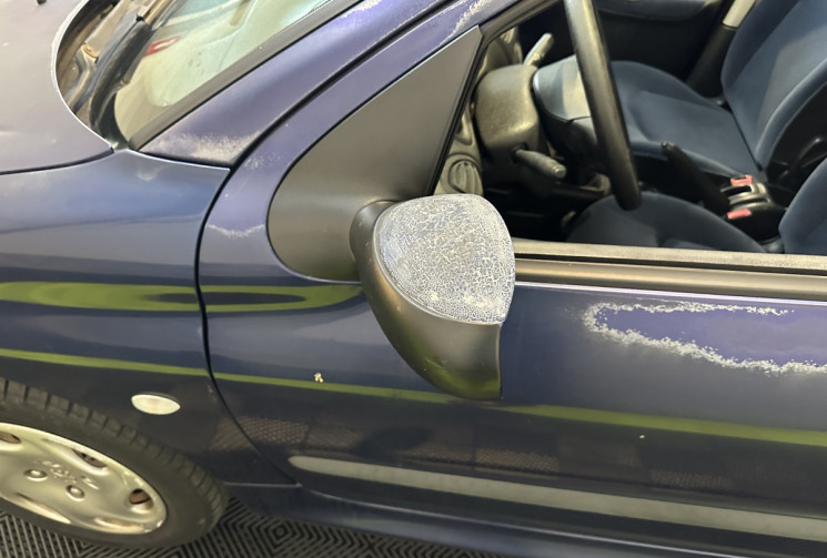 Peugeot 206 2.0 L HDI 90 cv Turbo phase 1 / GARANTIE 6 MOIS