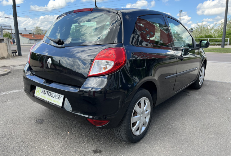 Renault Clio 1.2 70CH YAHOO