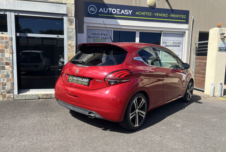 Peugeot 208  I Phase 2 1.2 THP 110 cv GT-LINE