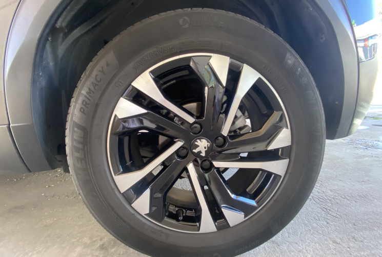 Peugeot 2008 PEUGEOT 2008 II ALLURE BUSINESS 1.2 PureTech 100CH