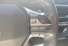 Peugeot 2008 1.2 PURETECH 100 BVM6 ALLURE / KIT DISTRIBUTION OK