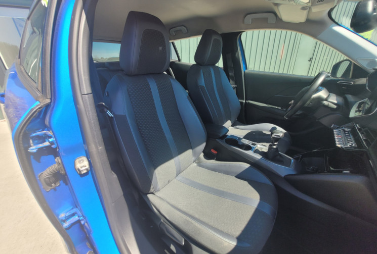 Peugeot 2008 1.2 PURETECH 100 BVM6 ALLURE / KIT DISTRIBUTION COMPLET FAIT