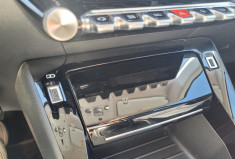 Peugeot 2008 1.2 PURETECH 100 BVM6 ALLURE / KIT DISTRIBUTION COMPLET FAIT