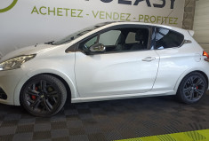 Peugeot 208 GTi Phase 2 – Toit panoramique – Bluetooth – GPS
