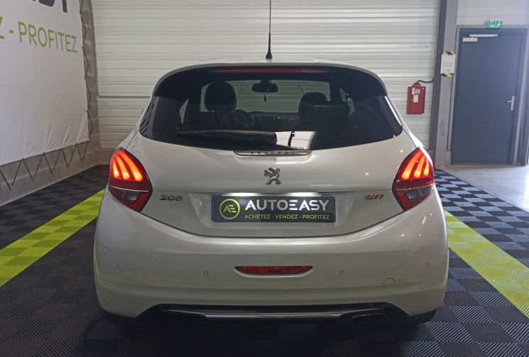 Peugeot 208 GTi Phase 2 – Toit panoramique – Bluetooth – GPS