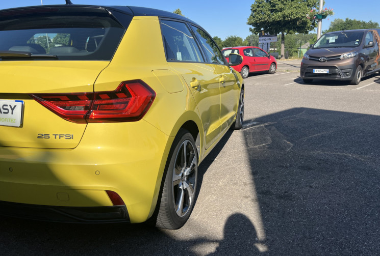 Audi A1 SPORTBACK  25 TFSI 95 ch ADVENCED