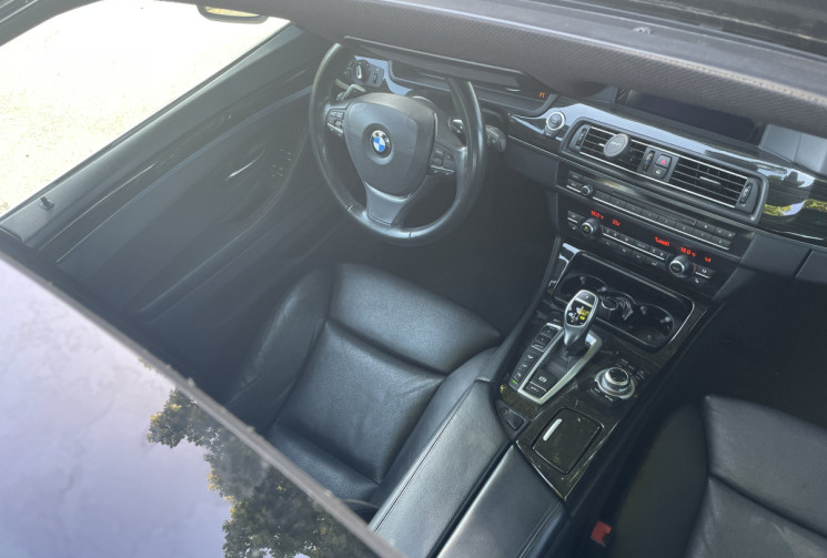 BMW SERIE 5 TOURING 3.0D EXCLUSIVE X DRIVE BOITE AUTO / TOIT OUVRANT