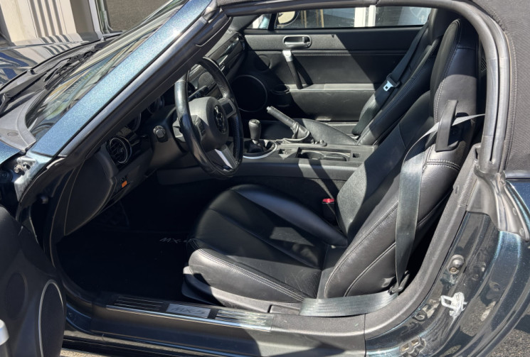 Mazda MX-5 III (NC) Cabriolet 2.0i 160
