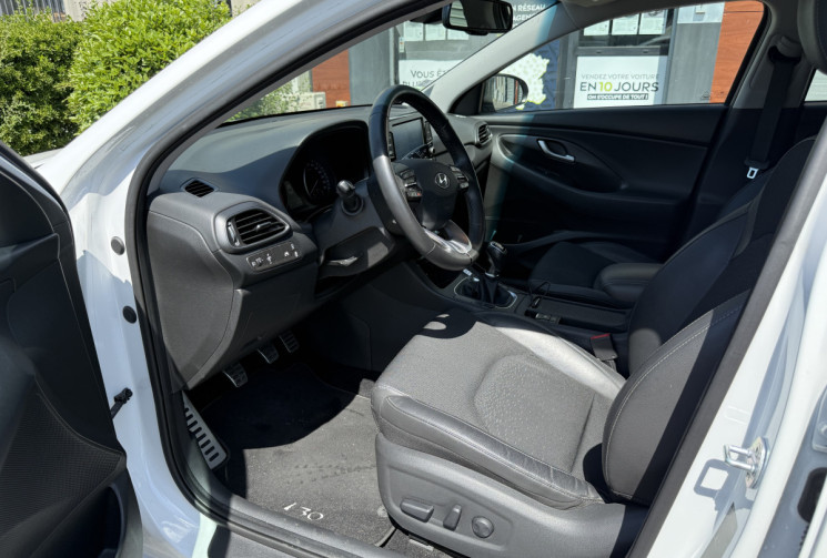 Hyundai i30 Fastback 1.4 T-GDI 140ch Creative / CARPLAY