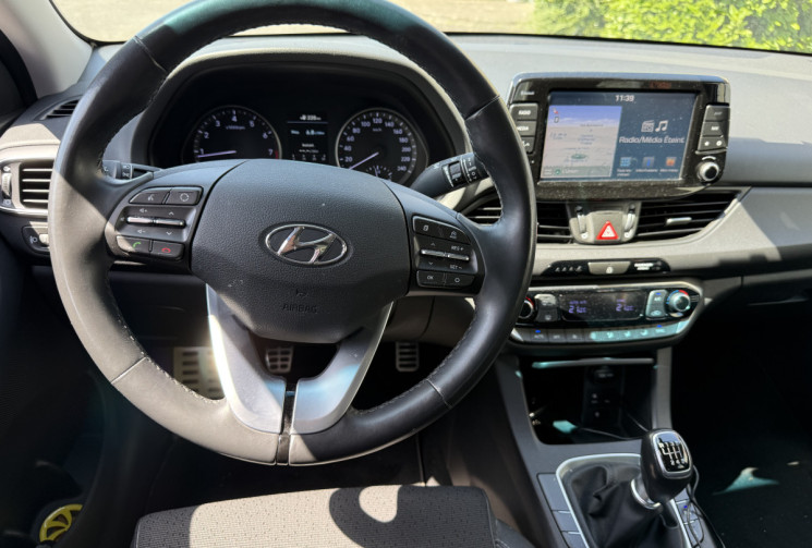 Hyundai i30 Fastback 1.4 T-GDI 140ch Creative / CARPLAY