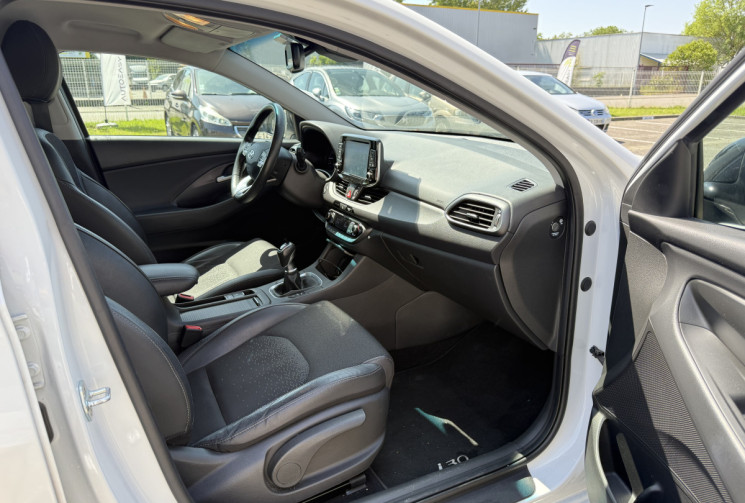 Hyundai i30 Fastback 1.4 T-GDI 140ch Creative / CARPLAY