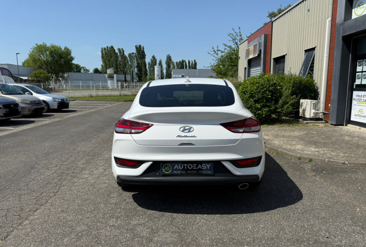 Hyundai i30 Fastback 1.4 T-GDI 140ch Creative / CARPLAY
