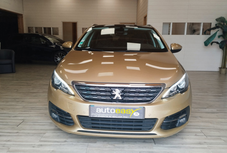Peugeot 308 SW BlueHDi 120 CV SS EAT6 ALLURE + TOIT PANORAMIQUE EN VERRE 