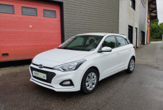 Hyundai I20 II 1.2 i 75 Initia BVM5 / 29600 Km / Attelage