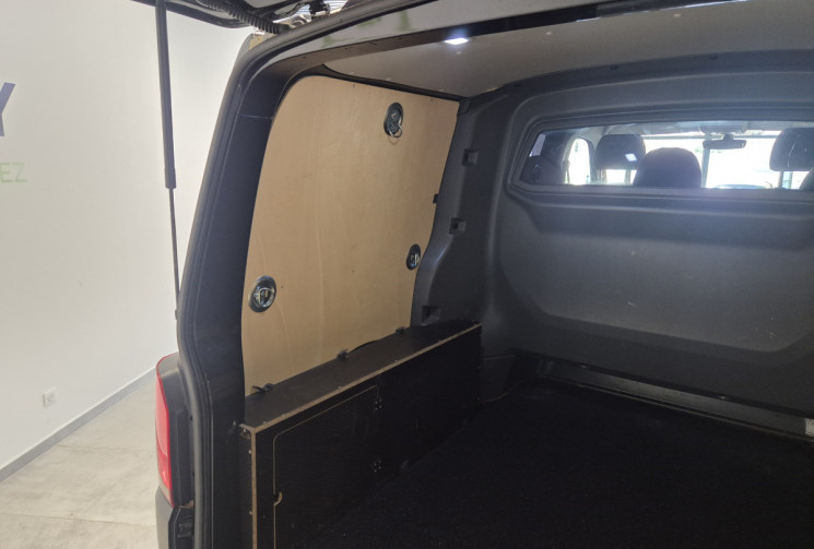 Volkswagen Transporter 2.8T L1H1 2.0 TDI 150 ch ProCab Business