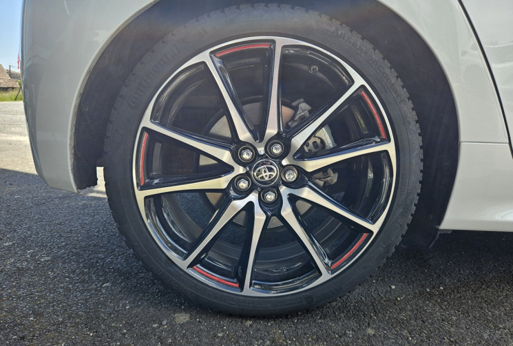 Toyota Yaris IV 1.5 116H E-CVT GR SPORT 1°M