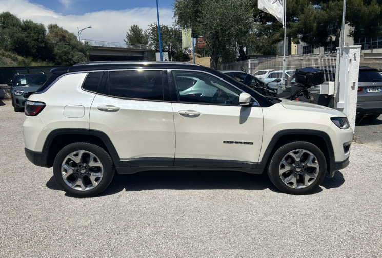 Jeep Compass II 1.4 MULTIAIR 170 Ch LIMITED 4WD AUTO 9 * SIEGES ELECTRIQUES + CHAUFFANTS + VENTILES