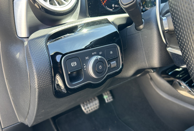 Mercedes Classe A IV 35 AMG 306 Ch 4MATIC 7G-DCT SPEEDSHIFT * ORIGINE FRANCE * ENTRETIEN MERCEDES