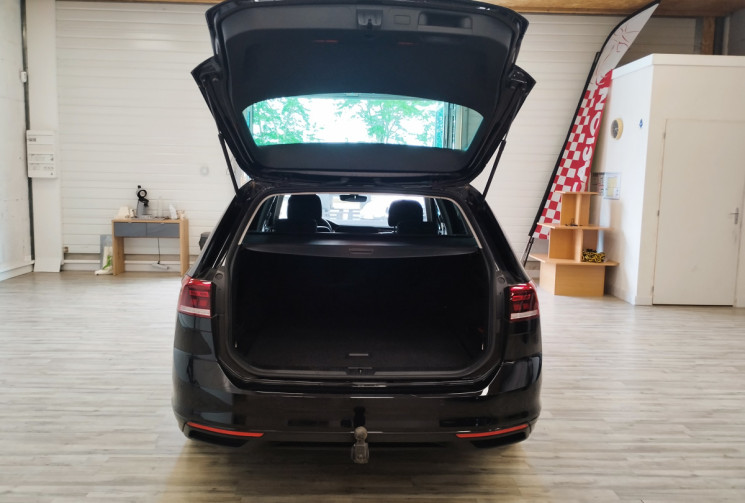 Volkswagen Passat SW 2.0 TDI EVO 150 DSG7 Business + ATTELAGE