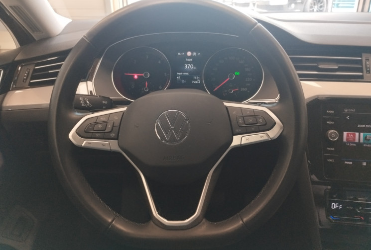 Volkswagen Passat SW 2.0 TDI EVO 150 DSG7 Business + ATTELAGE