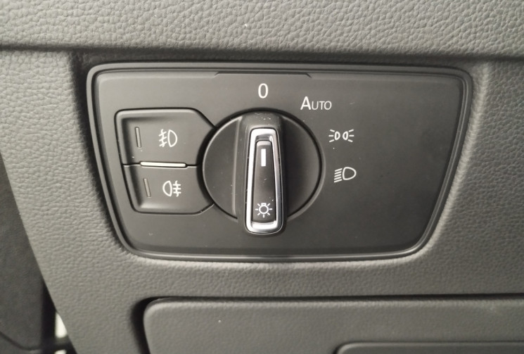 Volkswagen Passat SW 2.0 TDI EVO 150 DSG7 Business + ATTELAGE