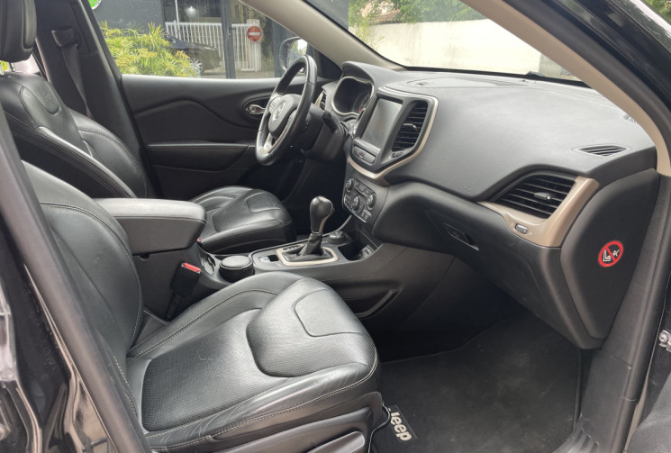 Jeep Cherokee  IV 2.2 MULTIJET 200 ACTIVE DRIVE LIMITED * Toit Ouvrant en stock