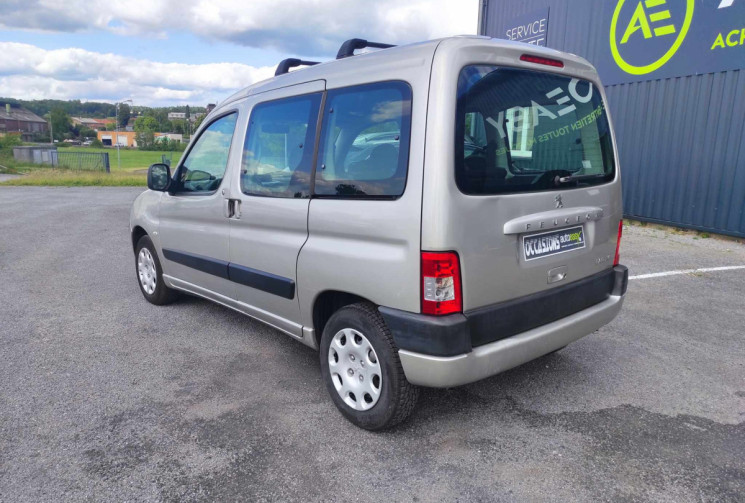 Peugeot Partner 1.4i 75 CH CONFORT CLIM 5 PLACES DISTRIB NEUVE