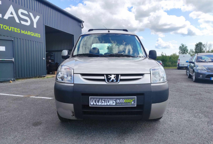 Peugeot Partner 1.4i 75 CH CONFORT CLIM 5 PLACES DISTRIB NEUVE