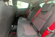 Renault Clio IV RS 1.6 16V Turbo EDC6 200 cv